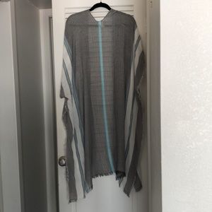 Elsie & Zoey grey/blue stripe kimono